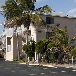 Tahitian Inn